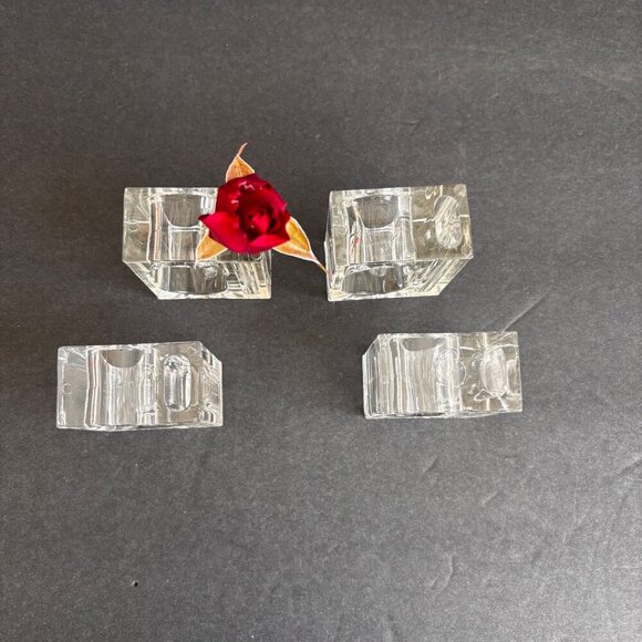 Vintage Lucite Acrylic Napkin Rings Clear Bud Set of 4 Mid Century - Picture 3 of 5